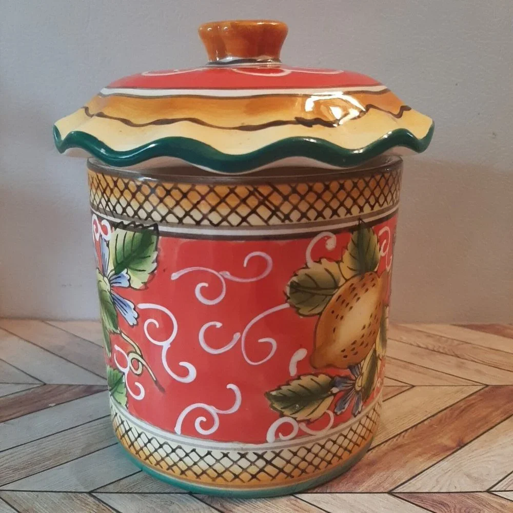 Unbranded italian pottery